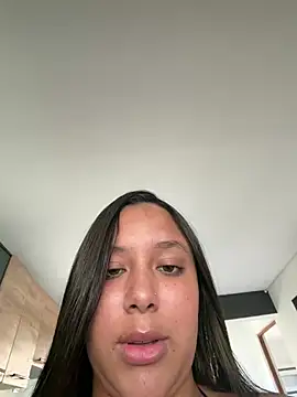 Victoria_Owens webcam