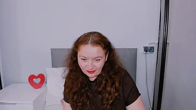 ElisabethLovee webcam