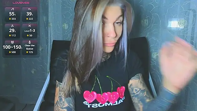tattooedBabyy webcam