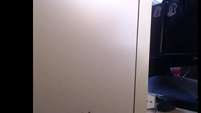 tuttiluss44 webcam