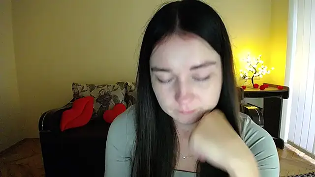 Pretty_shy webcam