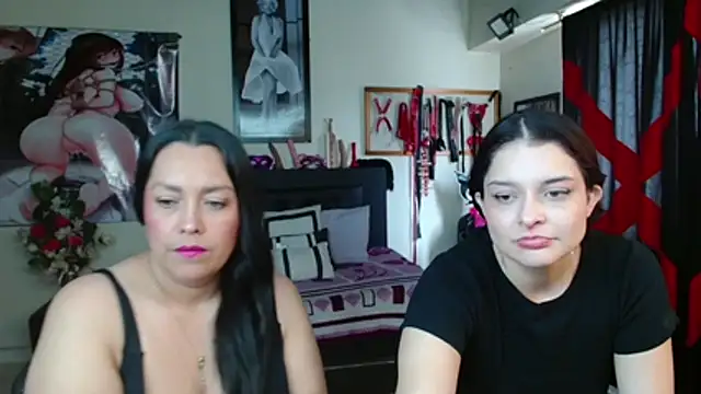 Marilynselxoveanalhard webcam