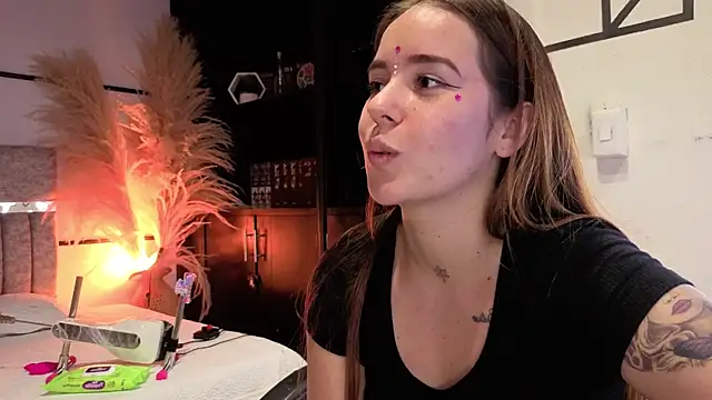 AlliceLover webcam