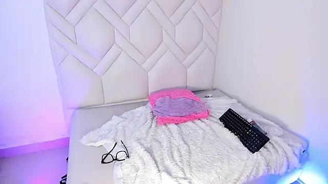 sky_velvet webcam