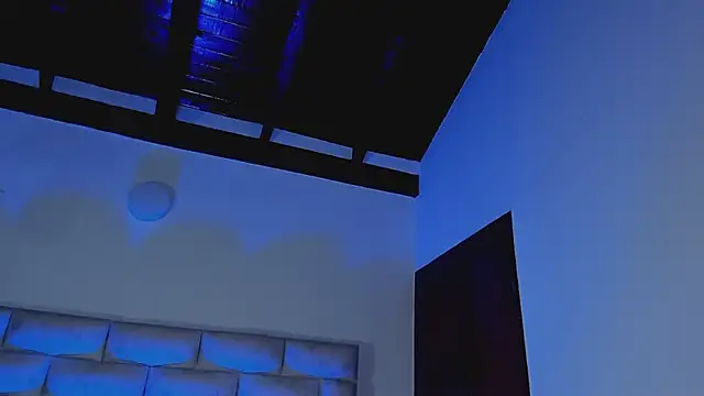 HollyGrey_ webcam