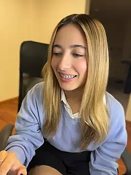 kloe__t18 webcam