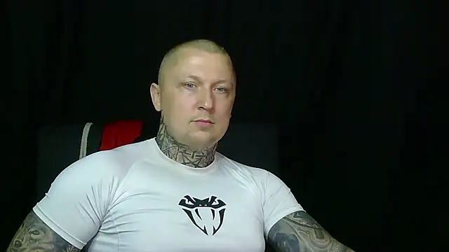 devilWithTats webcam