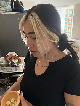ManuelaVeeleez webcam