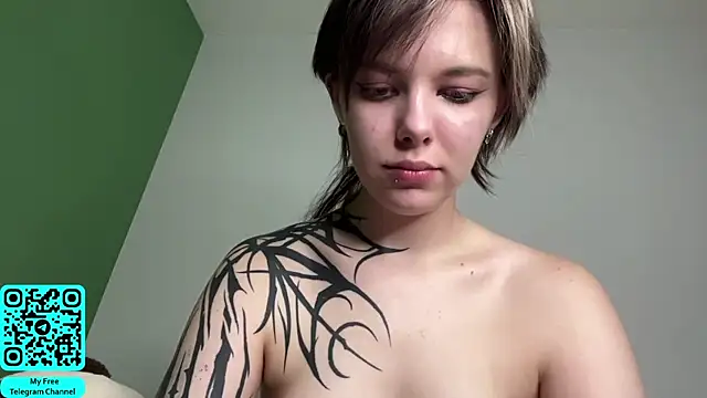MadalynNosel webcam