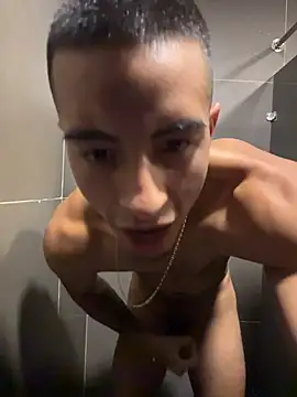 willclayy Live Web Cam Show