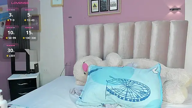 ORIANNA_21 webcam
