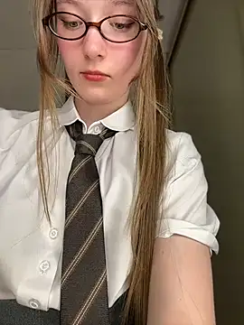 Strawberry_Senpai webcam