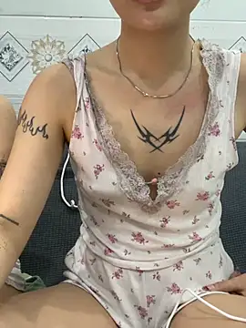 __BabyShowPublic__ webcam