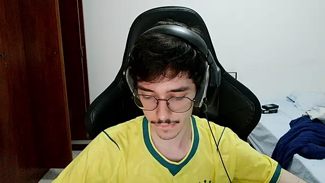 gabrielNovin17cm webcam