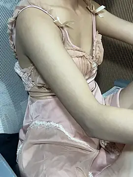 Mina048 webcam
