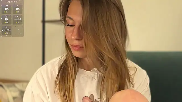 LovelyKatea webcam