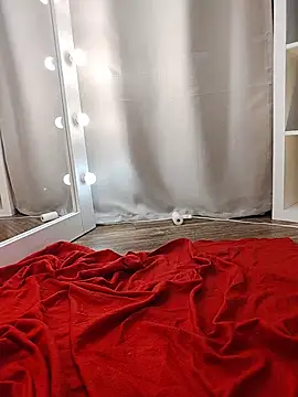 MickeQuinee Live Web Cam Show