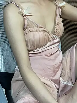 Mina048 webcam
