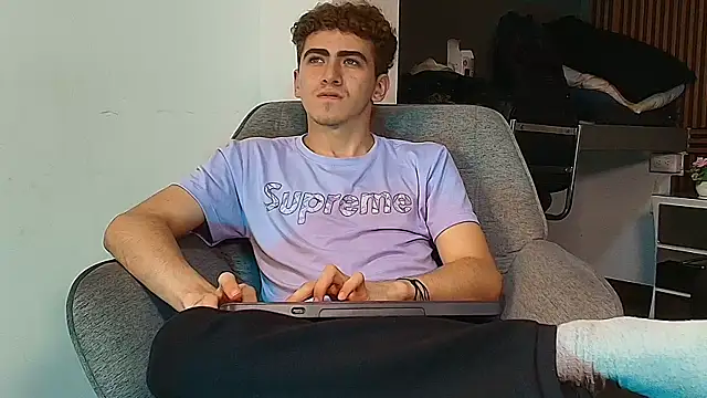 Tyler_Mcrey webcam
