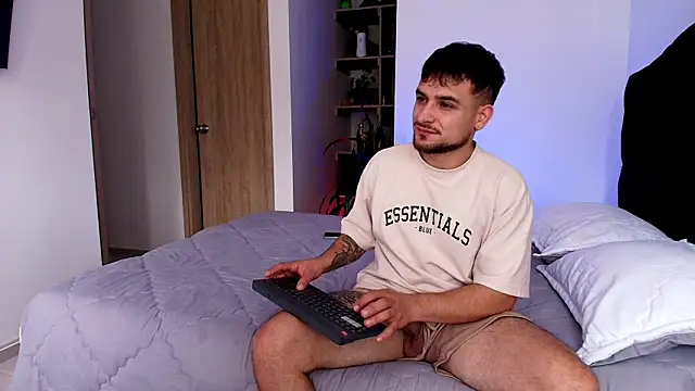Two_sinzXX Live Web Cam Show
