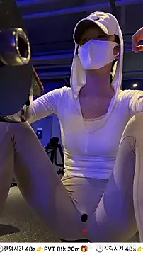 gumi_0418 Live Web Cam Show