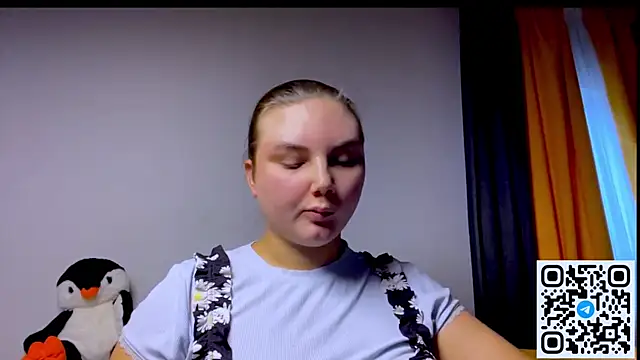 Dreamyblushfairy webcam