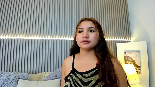 Victoria_Rosee webcam