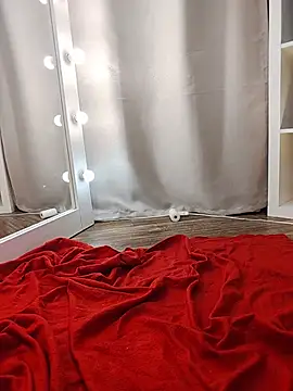 MickeQuinee Live Web Cam Show