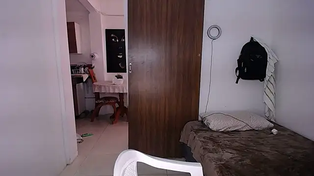 yselahot webcam