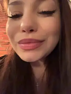 Chloe__Moon live sex cam