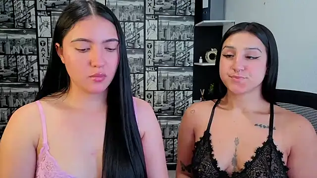 Isa_And_Natasha webcam