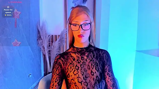 SelenaRogers webcam