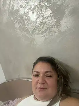 MikyVesela webcam
