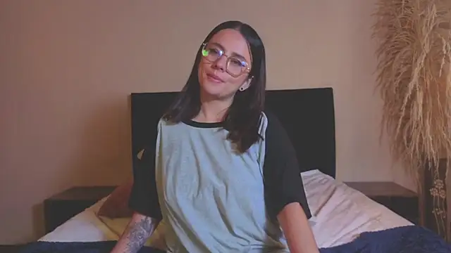 kassandra_james webcam