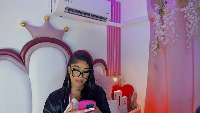 Mia_Jansen webcam
