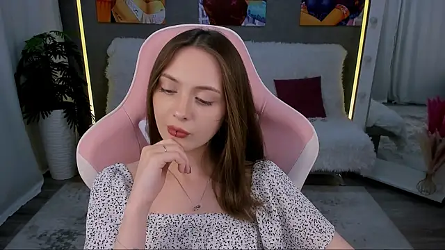 JesssWalker webcam
