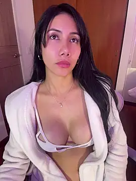 ArianaReynoldss webcam