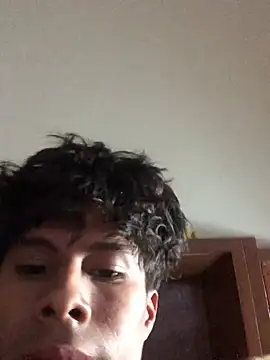 Nameee_17 webcam