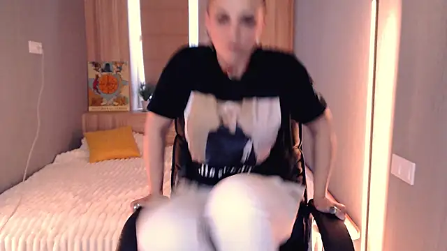Sweet-n-Strong webcam