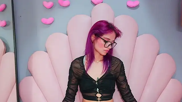 luci_miller webcam