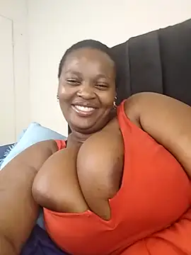 Tiana-Bae25 webcam