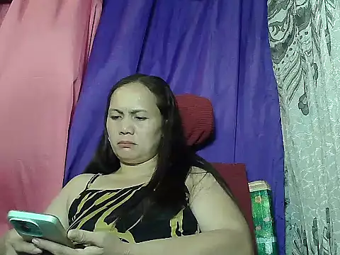 prettymomma24xx webcam