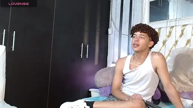 ian_smith_ webcam