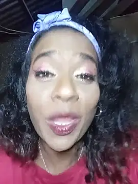 MissyLoveCreator webcam