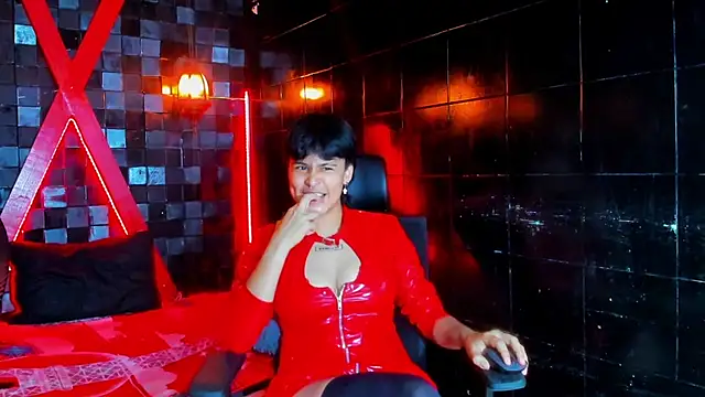 VioletFaith webcam