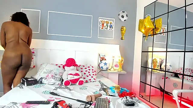 Miss_Khaleesi webcam