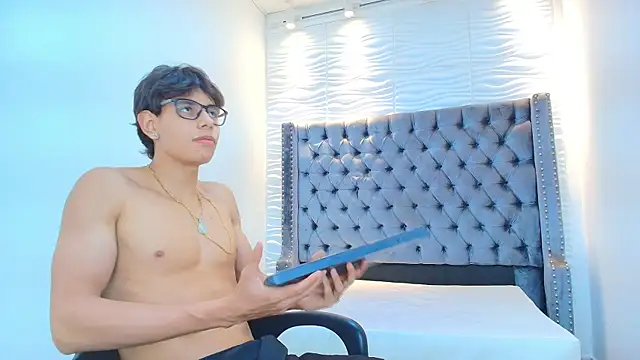 Lenny_knox2 webcam