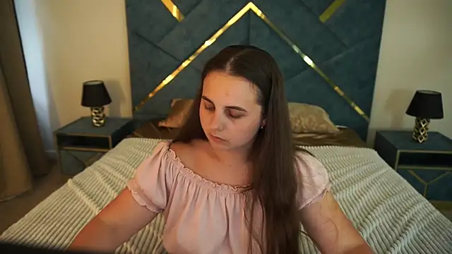 MikaFoxy