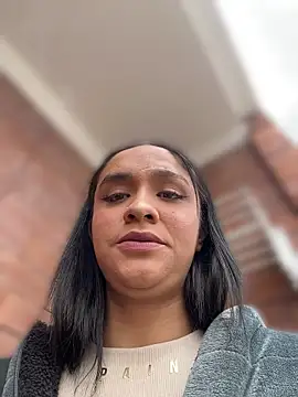 Isabella-Teen webcam