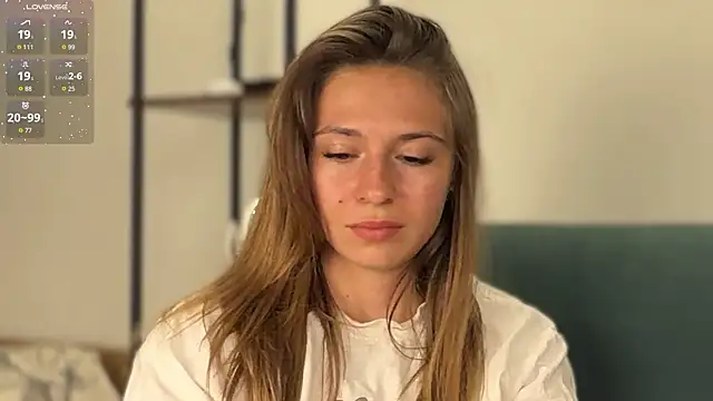 LovelyKatea webcam